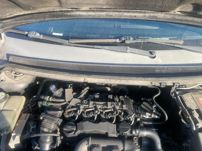 Ford Focus 1.6TDCI 90к.с, снимка 6 - Автомобили и джипове - 52884540