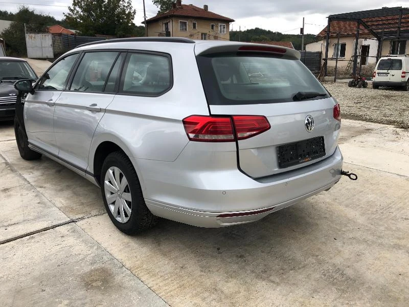 VW Passat 1.6tdi НА ЧАСТИ, снимка 1 - Автомобили и джипове - 45090012