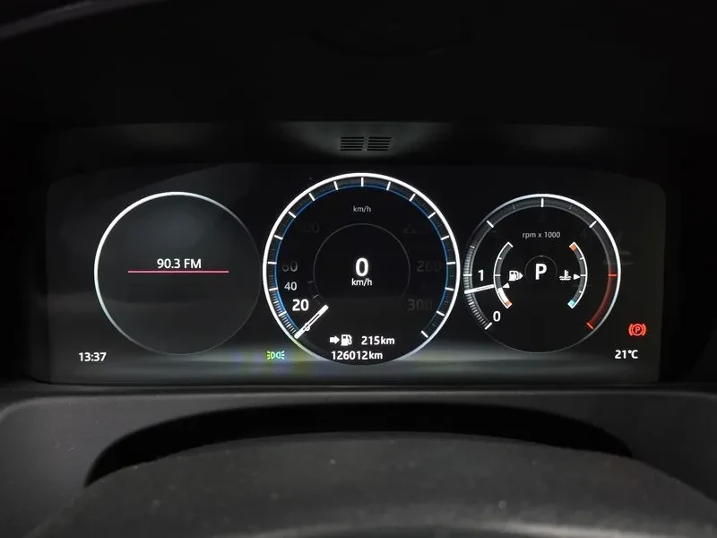 Jaguar Xf 20D CHECKERED FLAG EDITION, снимка 7 - Автомобили и джипове - 54855079