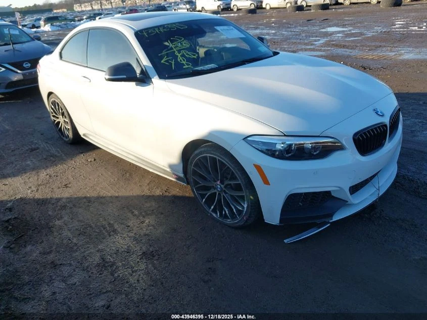 BMW 240 3l MI xDrive, снимка 1