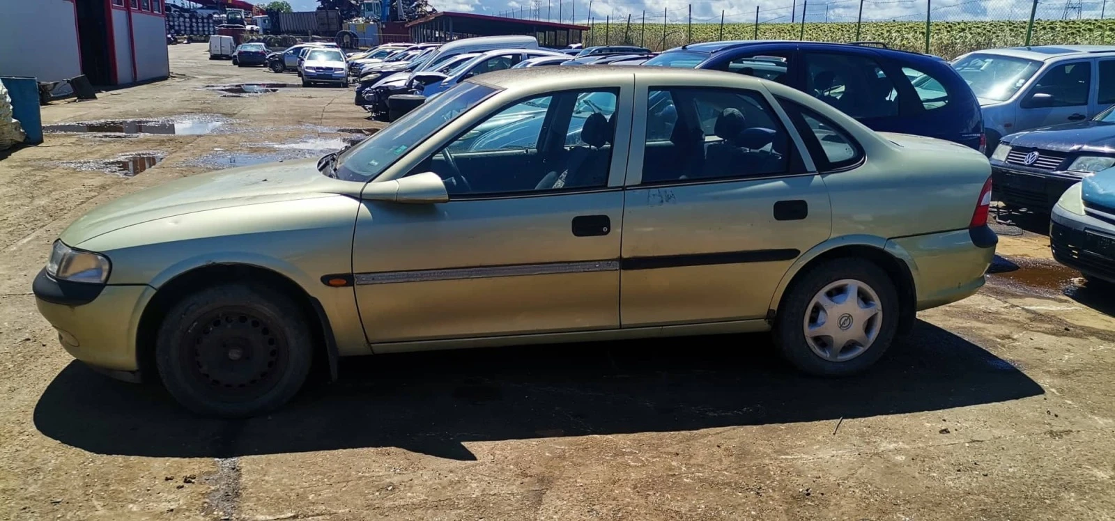 Opel Vectra 1.6 - изображение 3