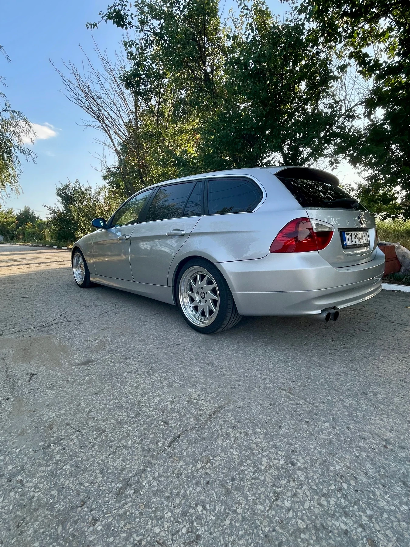 BMW 330 3000 - изображение 2