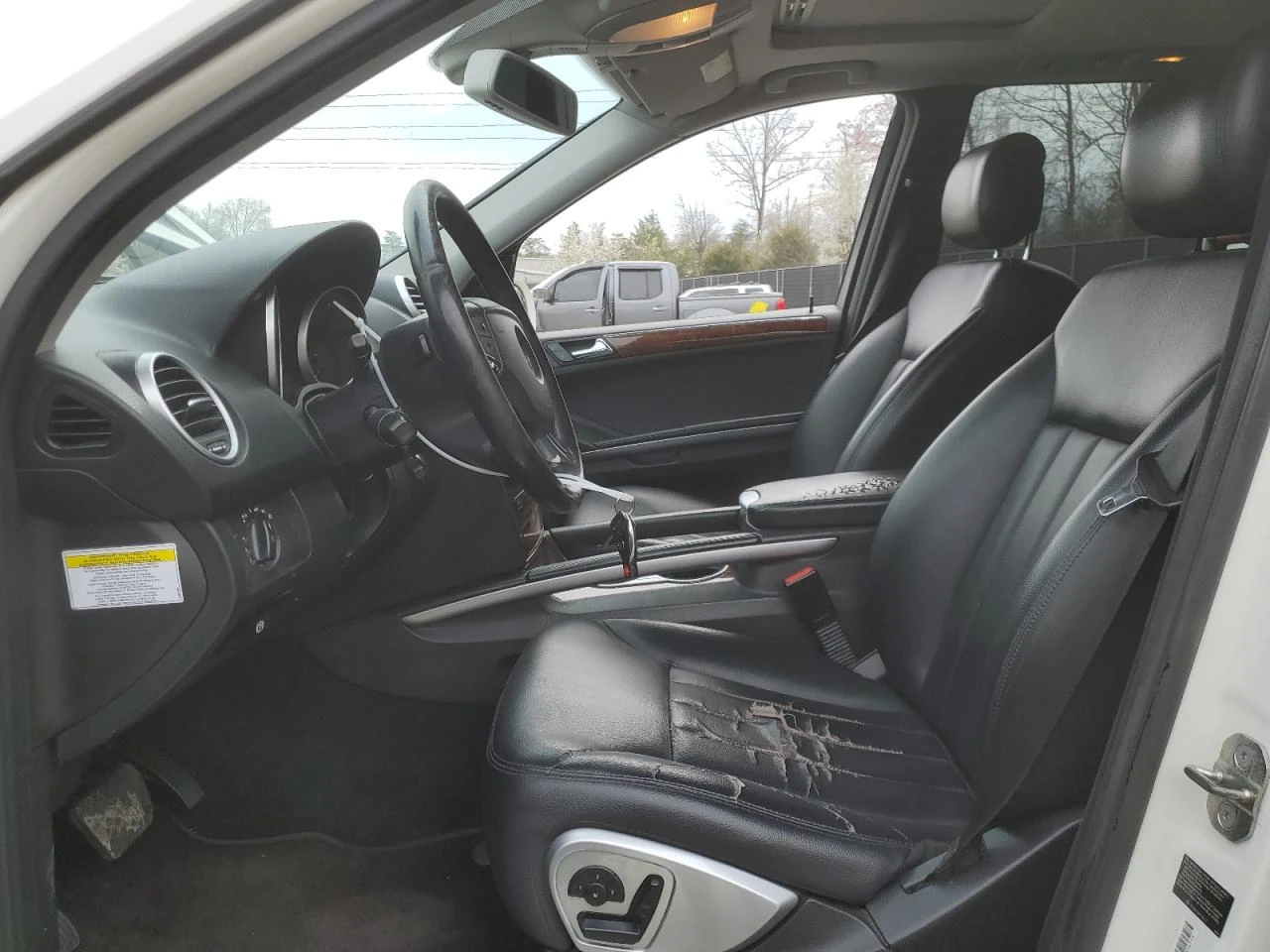 Mercedes-Benz ML 550 4MATIC/Keyless/Camera/Navi - изображение 7
