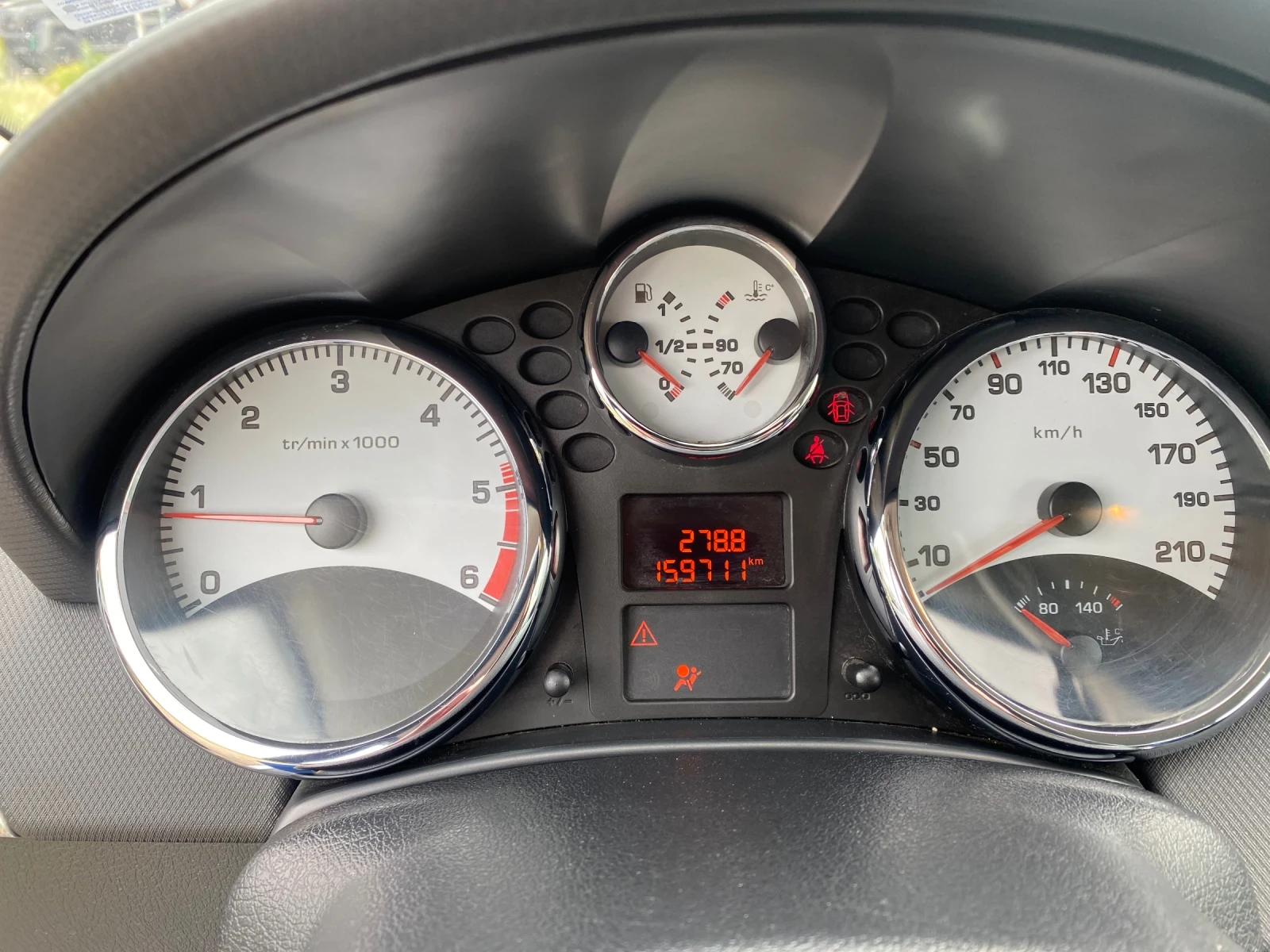 Peugeot 207  - изображение 9