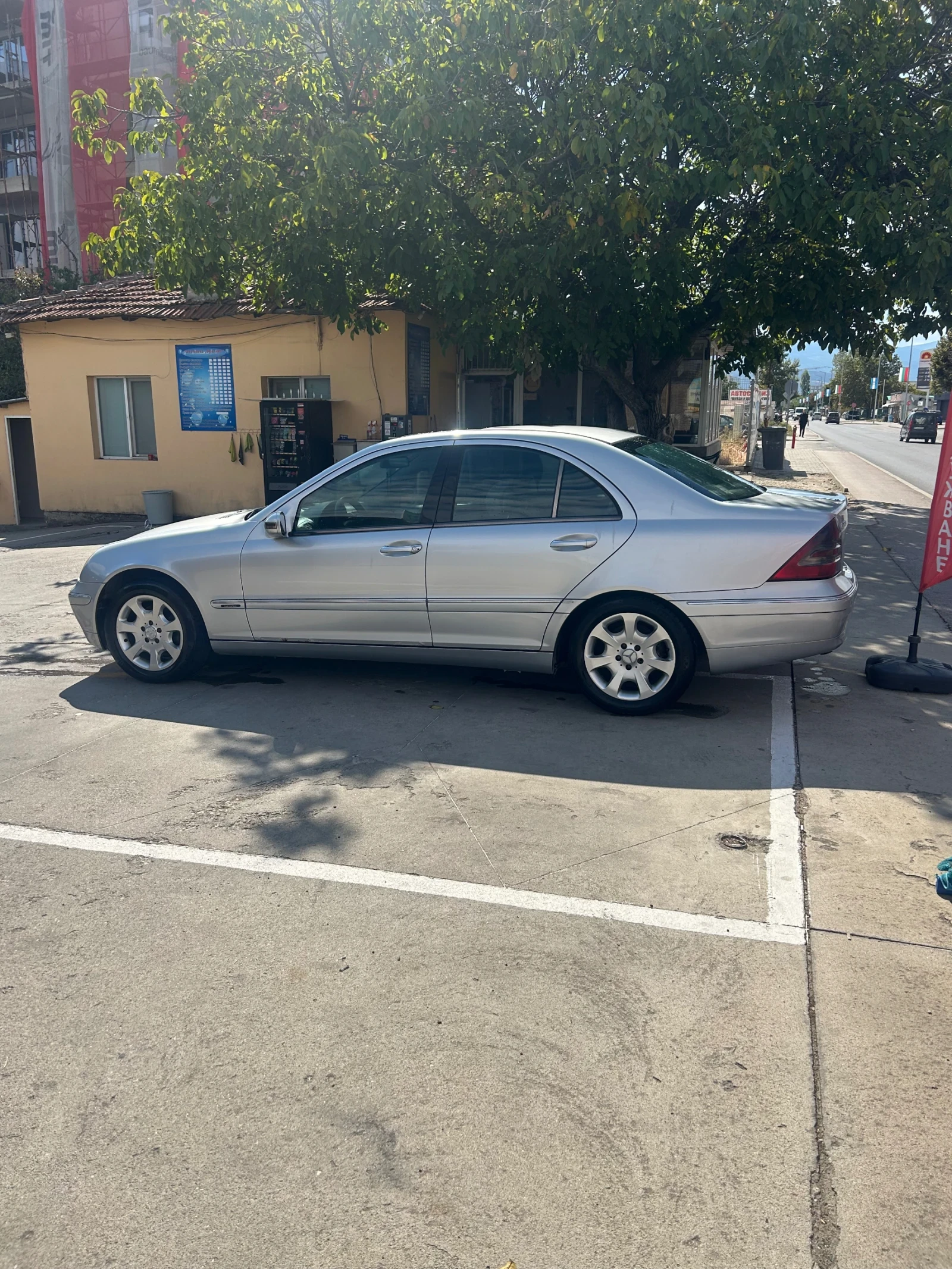 Mercedes-Benz C 270  - изображение 2