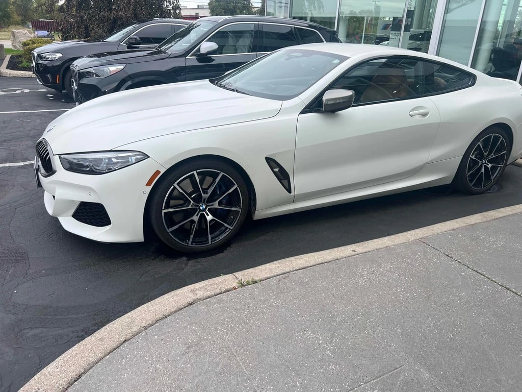 BMW 850 * M850i xDrive * CARFAX * Цена до България - изображение 4