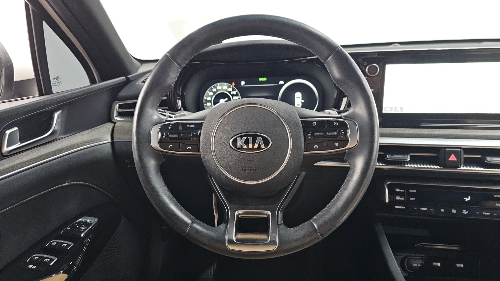 Kia K5 2.0 NOBLESSE autogeorge.com | Mobile.bg � ����������� 12