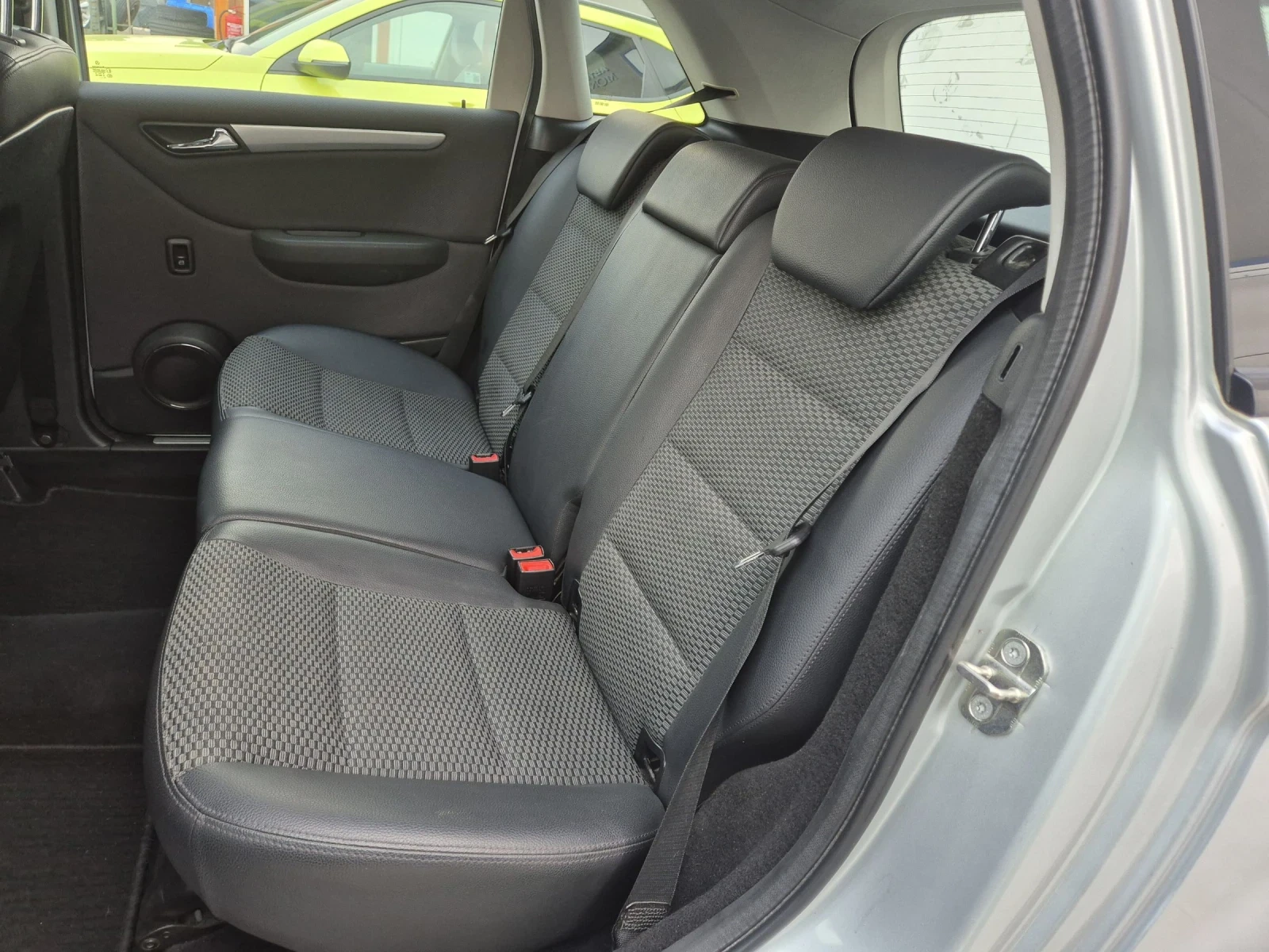 Mercedes-Benz B 180 | Mobile.bg   12