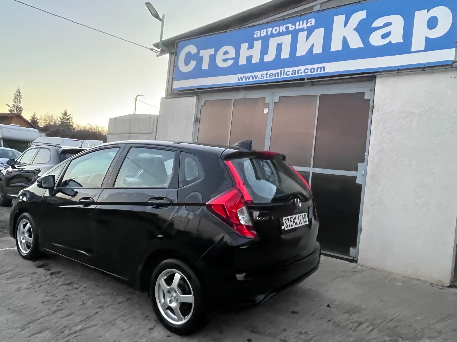Honda Jazz 1.3i A EURO6b  | Mobile.bg   2
