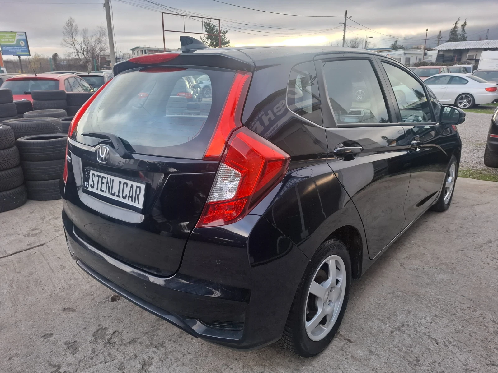 Honda Jazz 1.3i A�������� EURO6b  | Mobile.bg � ����������� 6