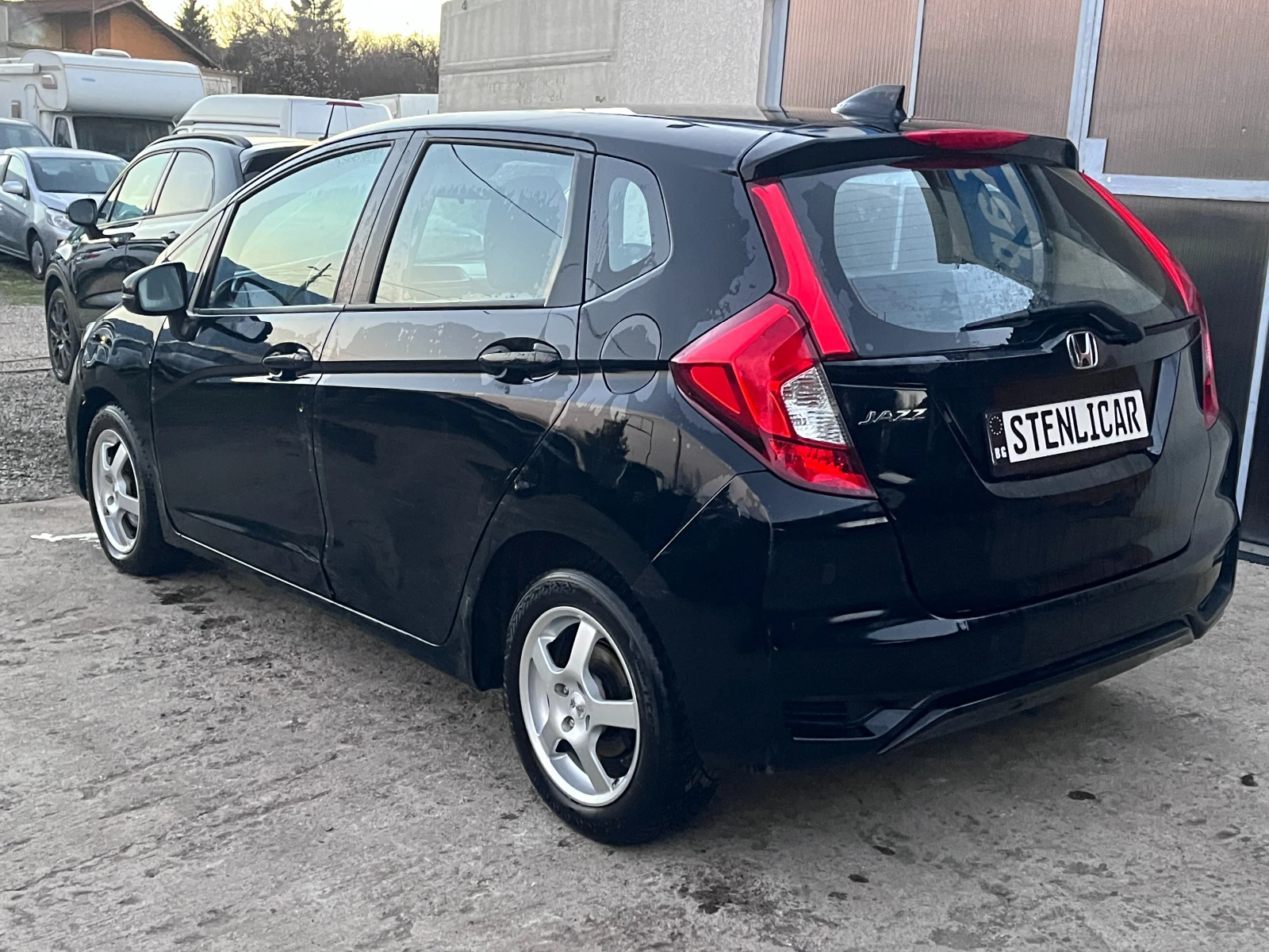 Honda Jazz 1.3i A EURO6b  | Mobile.bg   8