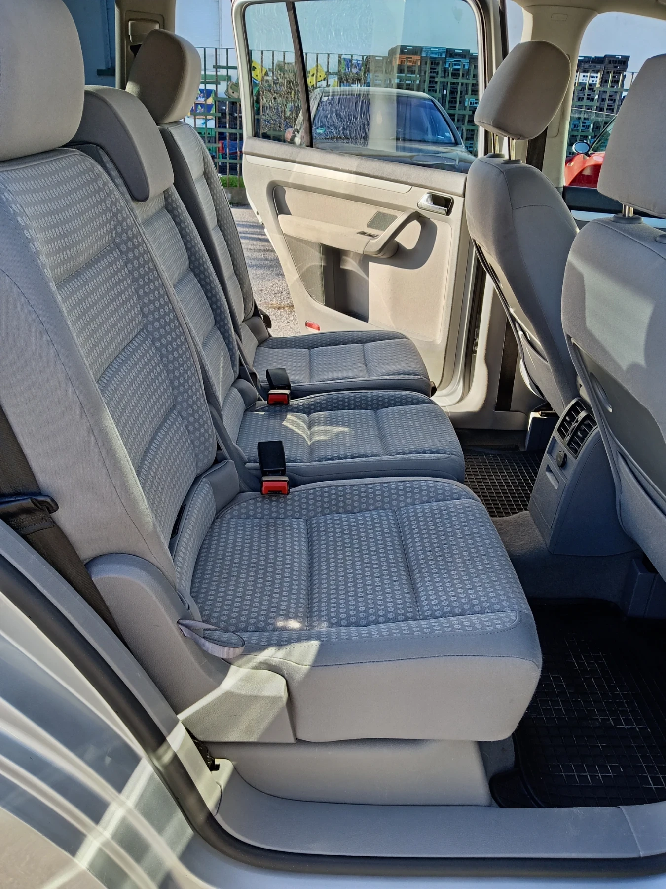 VW Touran 1.9 105 коня 6 скорости БКЦ  - изображение 9