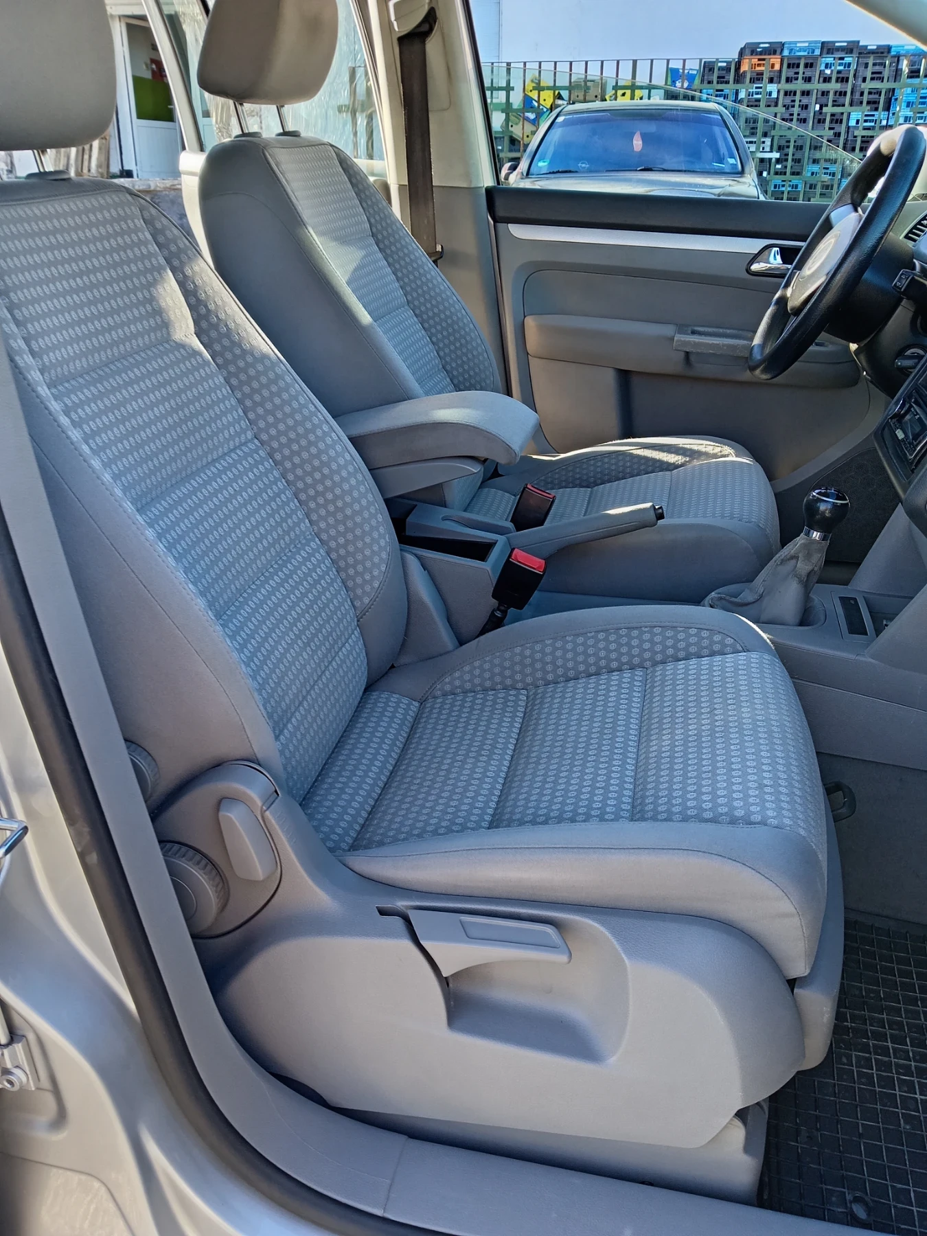 VW Touran 1.9 105 коня 6 скорости БКЦ  - изображение 8