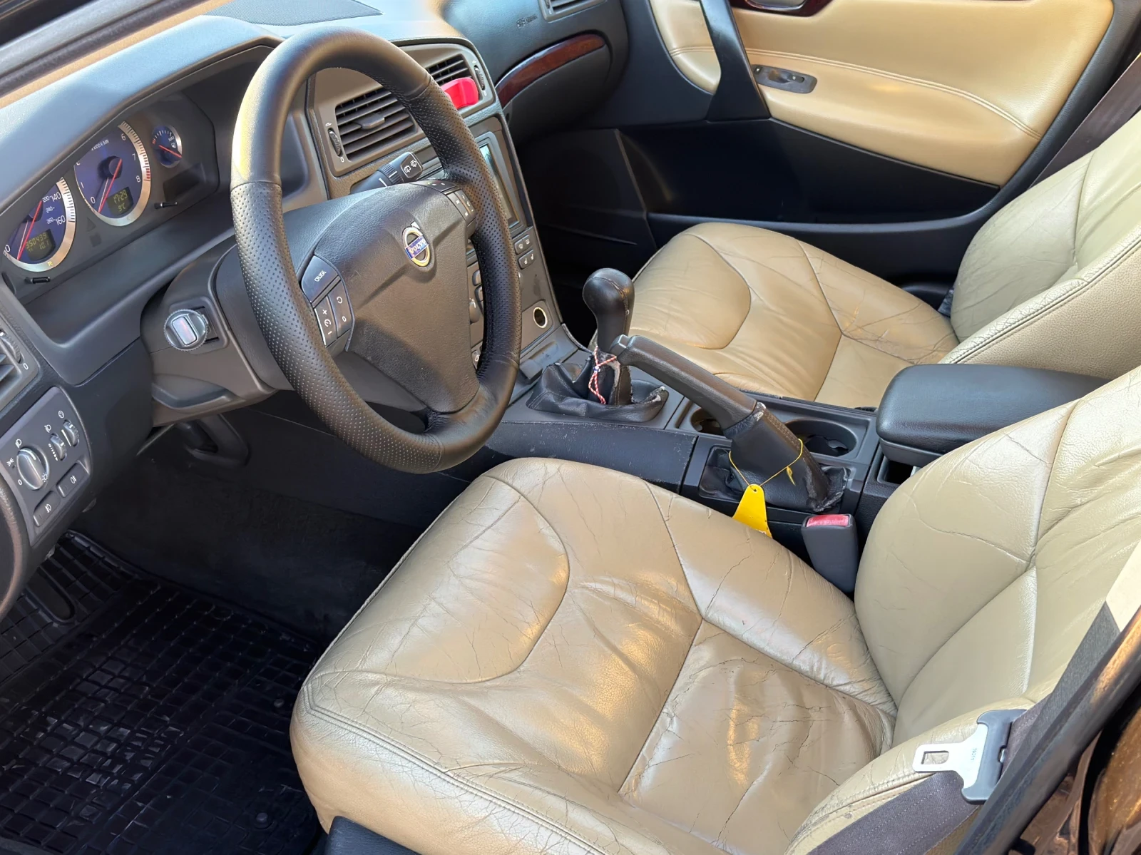 Volvo V70 2.3 T5 400 HP, снимка 12 - Автомобили и джипове - 53771309