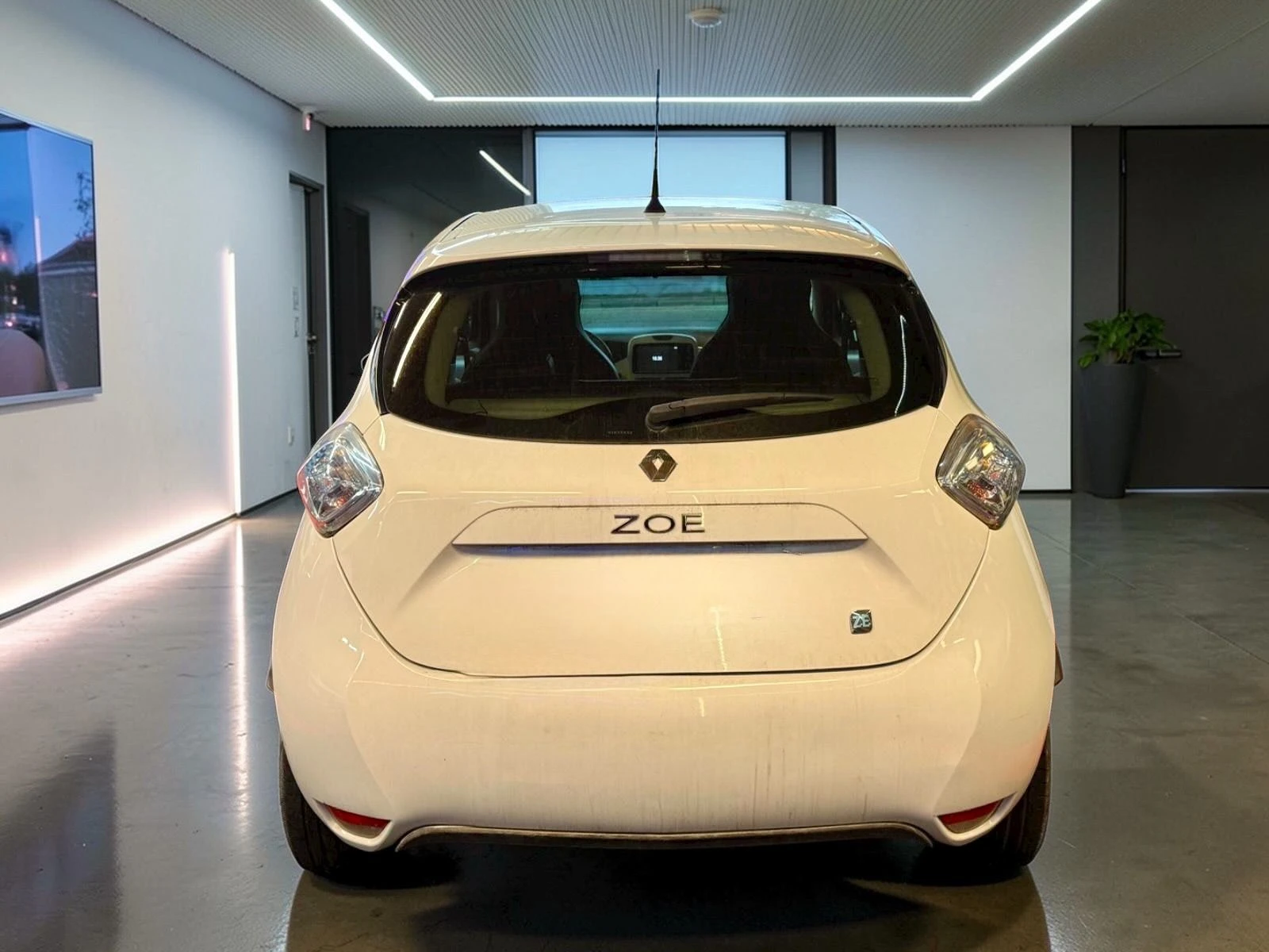 Renault Zoe 22KW* Zero Emissions* Лизинг - изображение 5