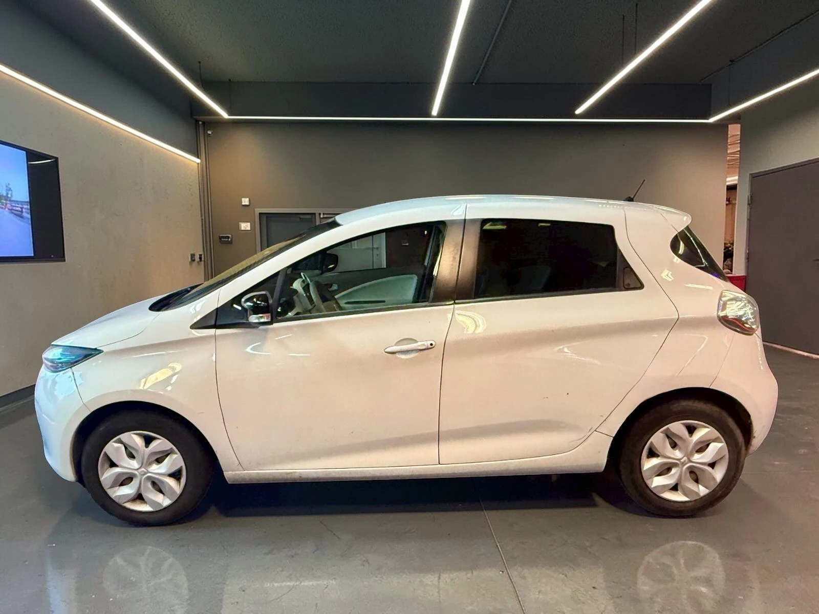 Renault Zoe 22KW* Zero Emissions* Лизинг - изображение 3