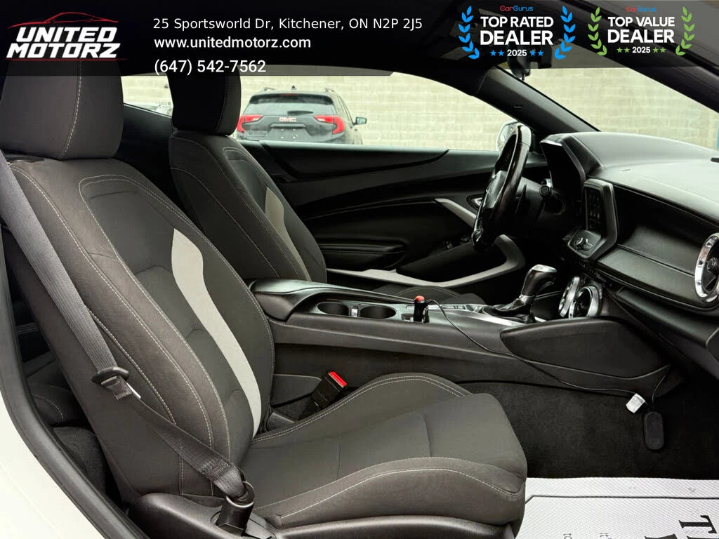 Chevrolet Camaro 1LT* Coupe* RWD* AвтоКредит* (ЦЕНА ДО БГ), снимка 13 - Автомобили и джипове - 53829511