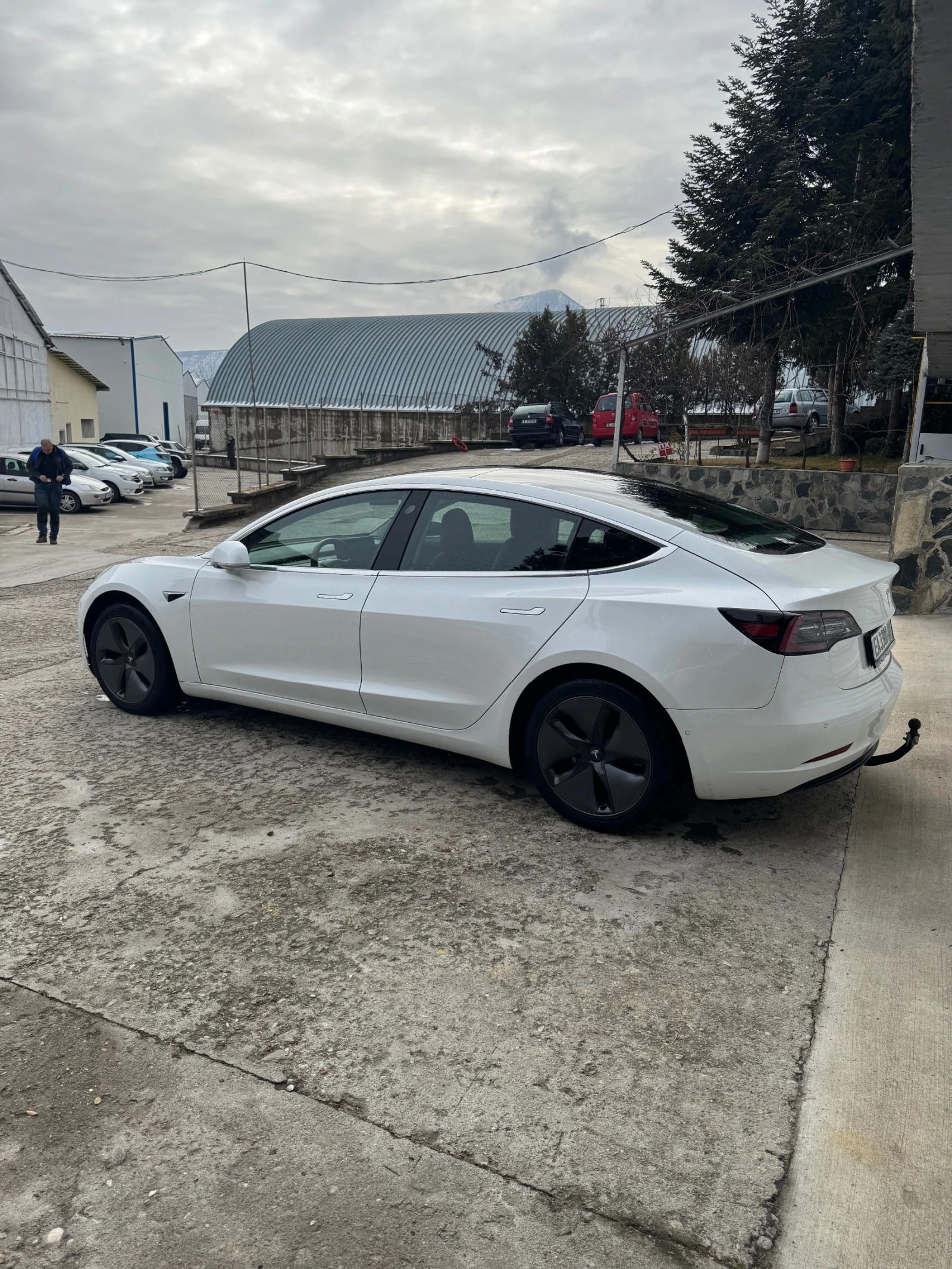 Tesla Model 3 SR+ Гаранция, снимка 5 - Автомобили и джипове - 54410746