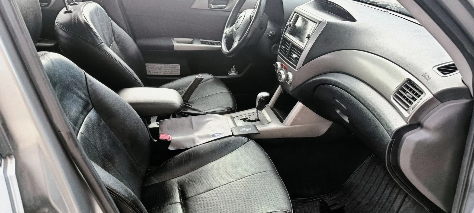 Subaru Forester XT, снимка 8 - Автомобили и джипове - 54513653