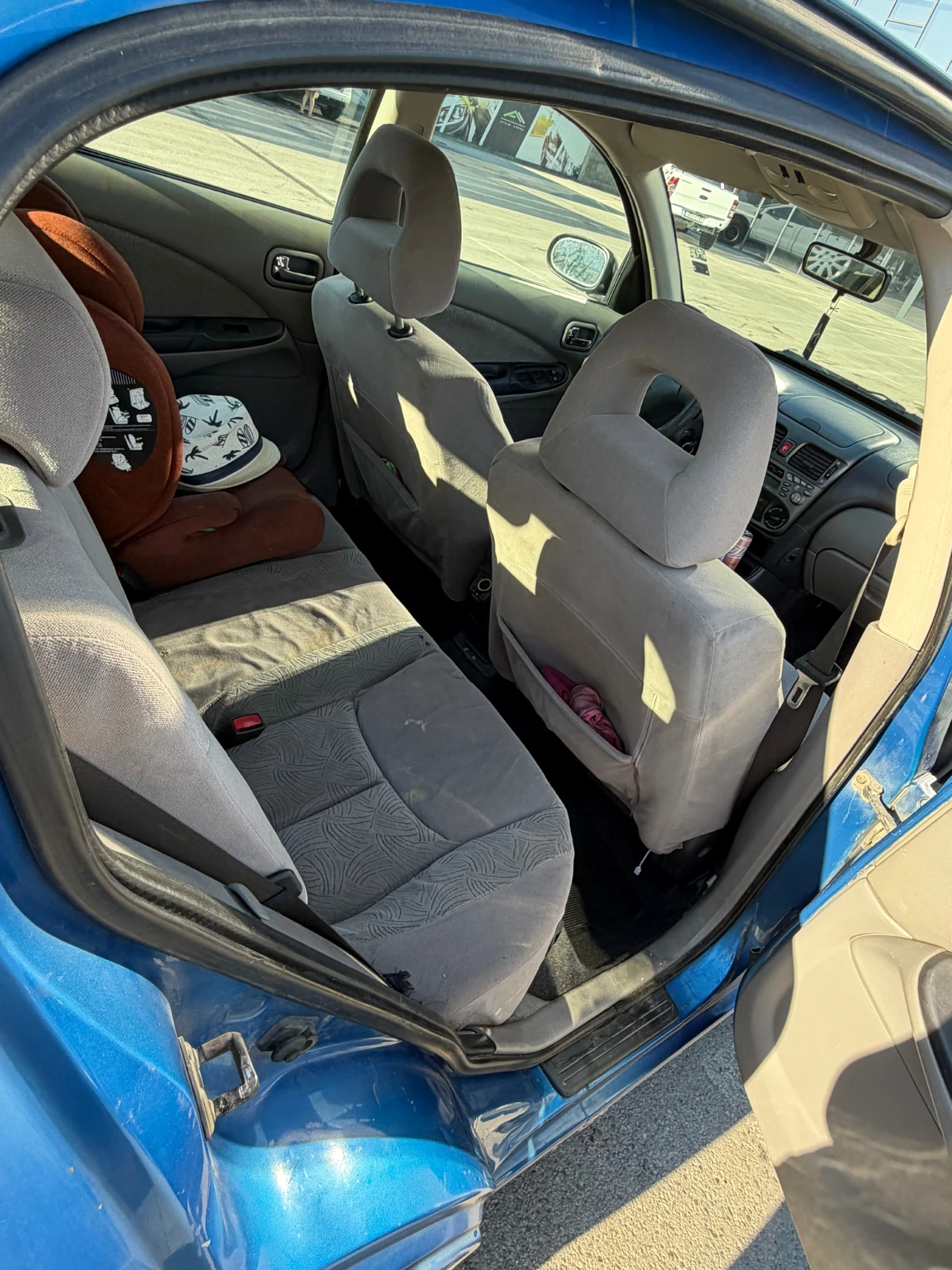 Nissan Almera, снимка 8 - Автомобили и джипове - 55516995