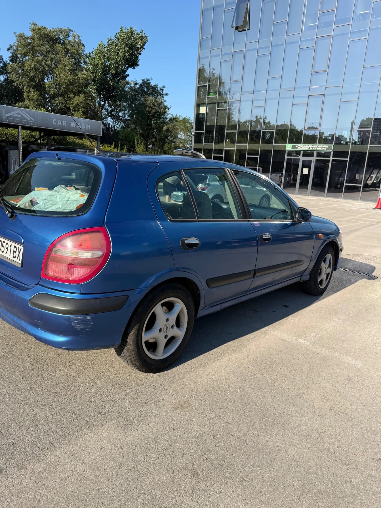 Nissan Almera, снимка 6 - Автомобили и джипове - 55516995