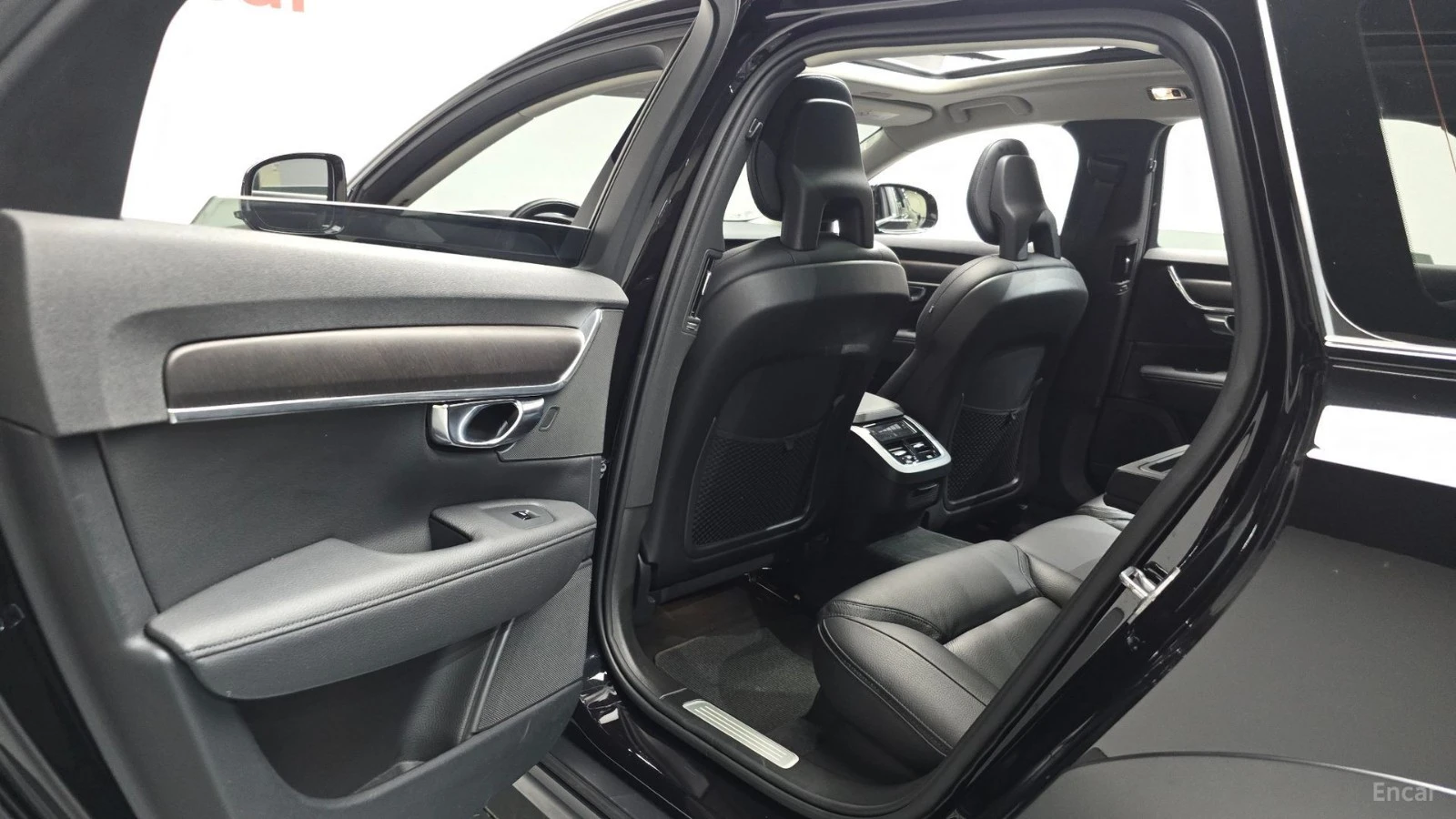 Volvo V90 T5* AWD* DISTRONIC* КАМЕРА* ПОДГРЕВ* HEADUP* , снимка 14 - Автомобили и джипове - 55573174