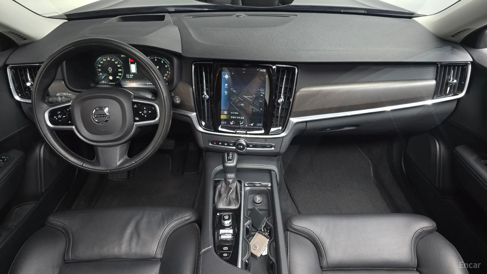 Volvo V90 T5* AWD* DISTRONIC* КАМЕРА* ПОДГРЕВ* HEADUP* , снимка 5 - Автомобили и джипове - 55573174