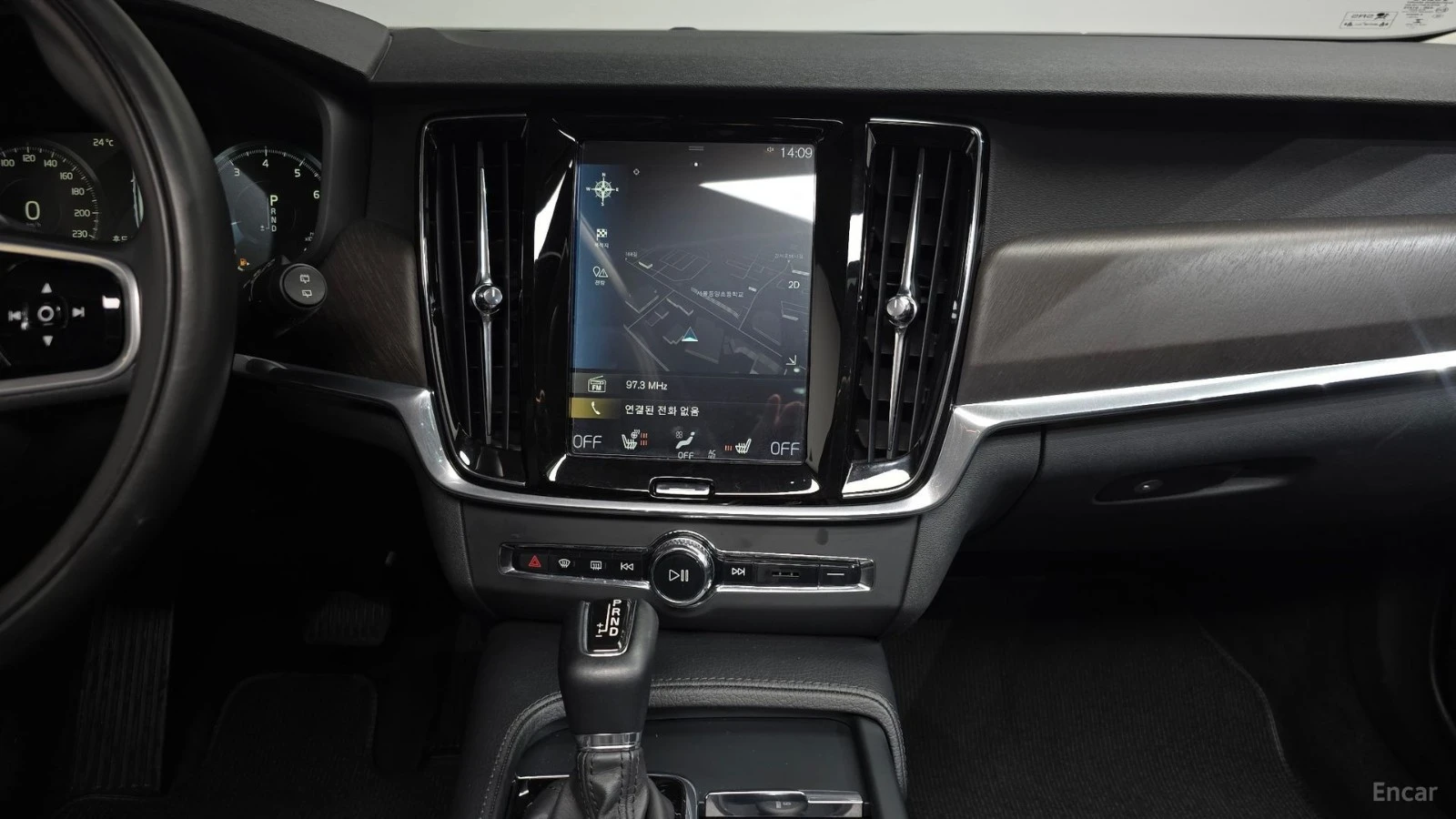 Volvo V90 T5* AWD* DISTRONIC* КАМЕРА* ПОДГРЕВ* HEADUP* , снимка 12 - Автомобили и джипове - 55573174
