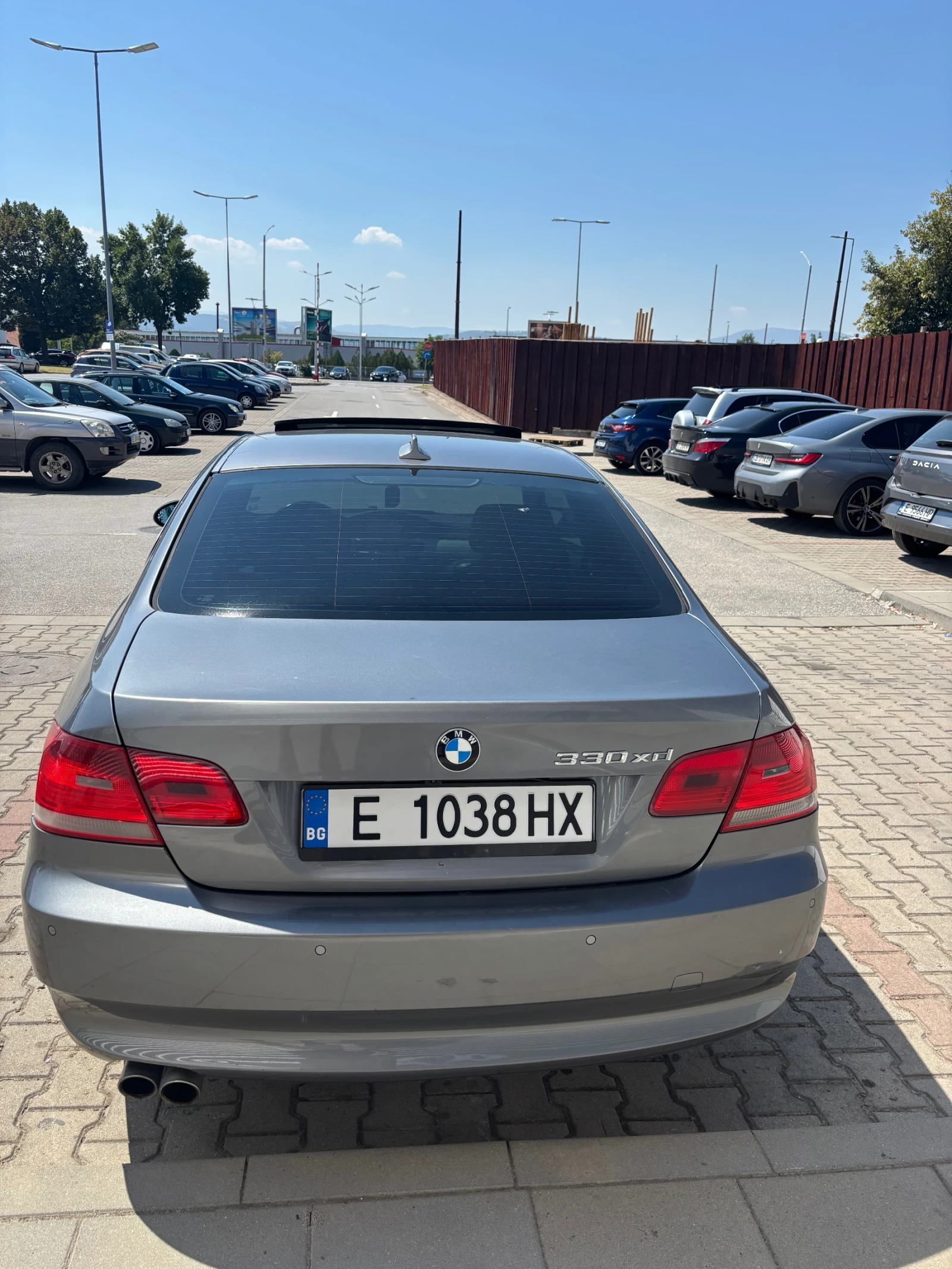 BMW 330 Е92, снимка 5 - Автомобили и джипове - 55750418