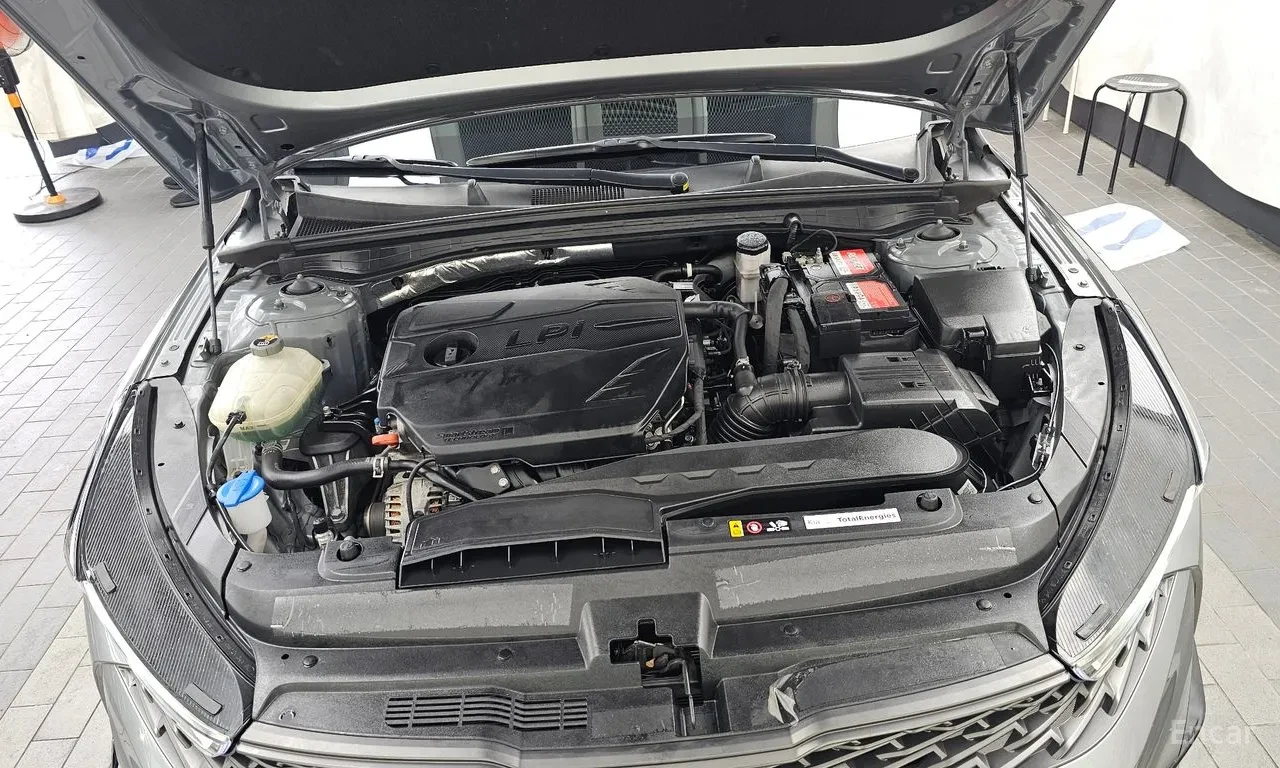 Kia K5 LPI SIGNATURE FULL| ACC| KRELL| HUD| VENT| 360, снимка 7 - Автомобили и джипове - 56003614
