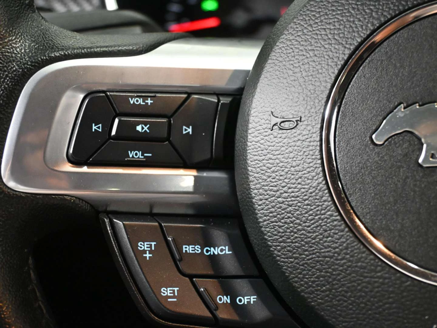 Ford Mustang, снимка 16 - Автомобили и джипове - 56021827