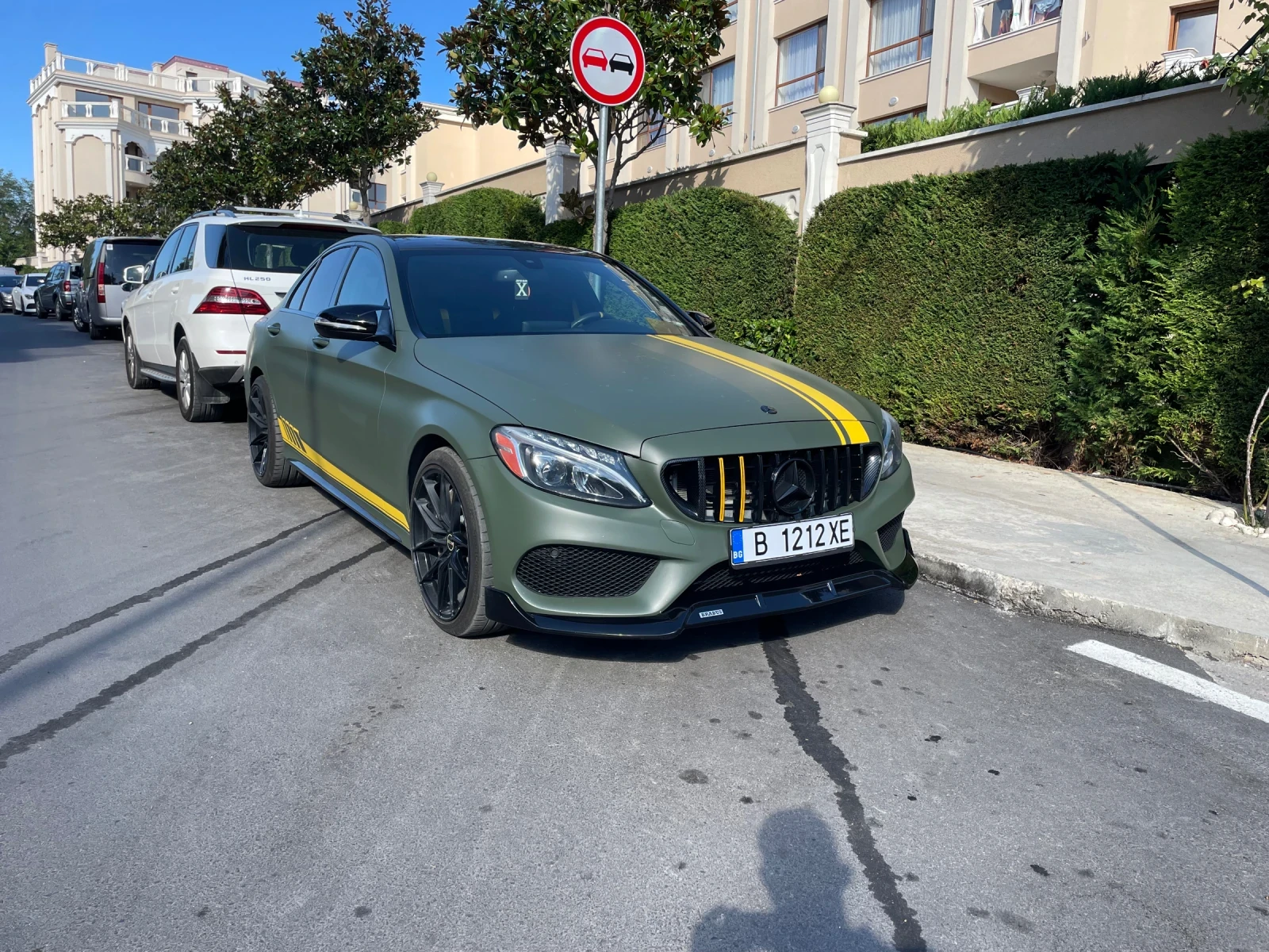Mercedes-Benz C 400, снимка 2 - Автомобили и джипове - 56154251