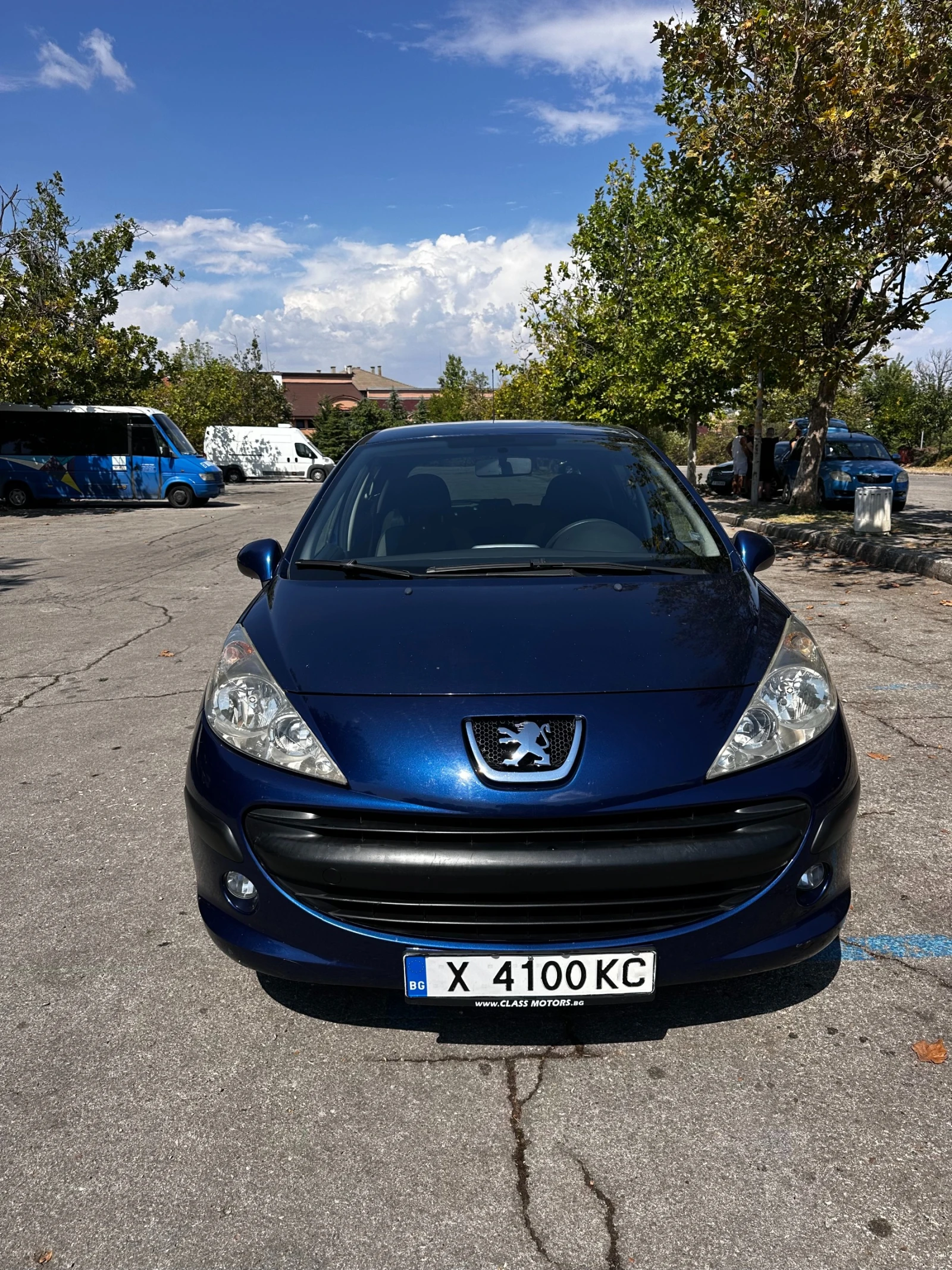 Peugeot 207 1.4i, снимка 2 - Автомобили и джипове - 56234711