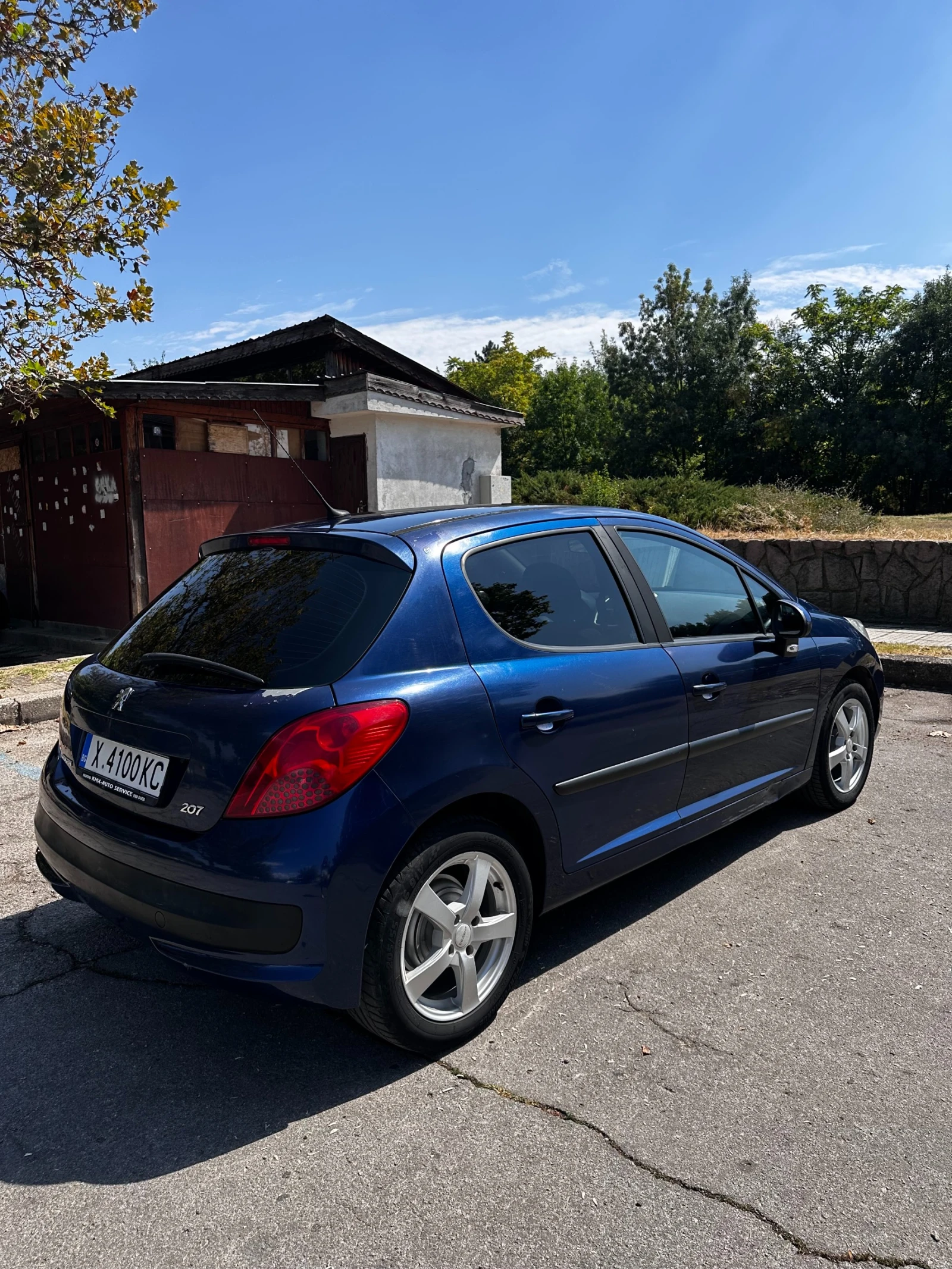 Peugeot 207 1.4i, снимка 4 - Автомобили и джипове - 56234711