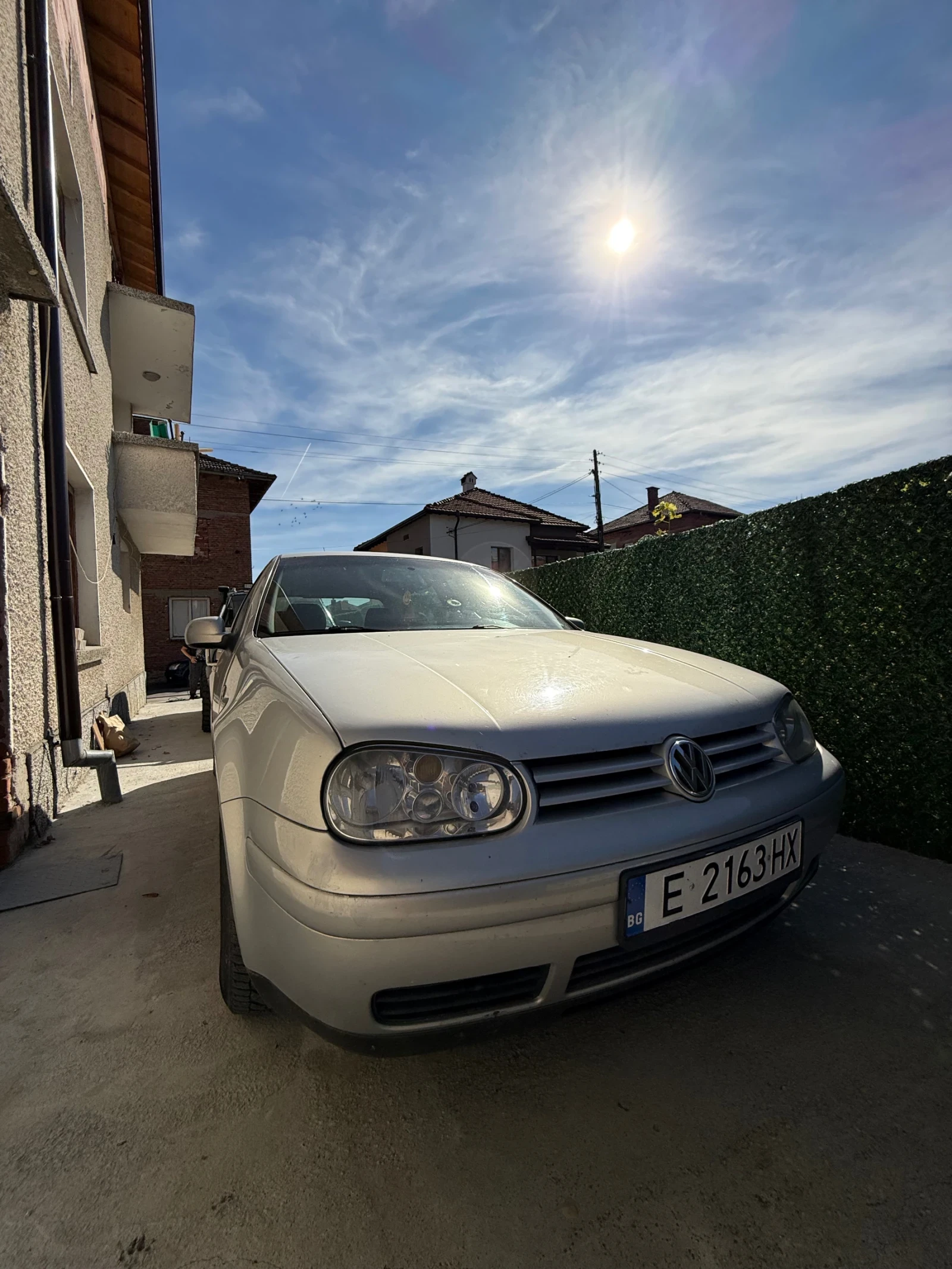 VW Golf, снимка 2 - Автомобили и джипове - 56413534