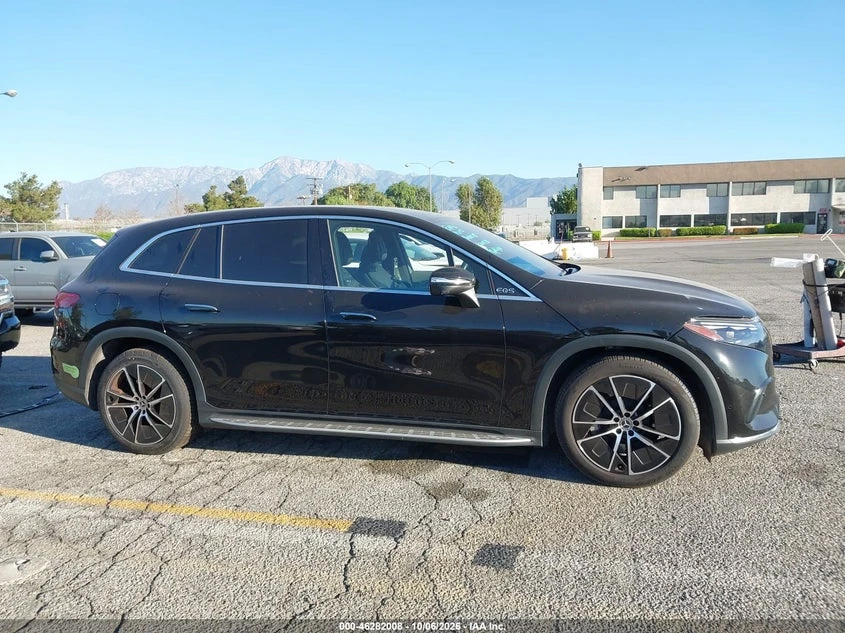 Mercedes-Benz EQS 450+ Suv, снимка 13 - Автомобили и джипове - 56630350