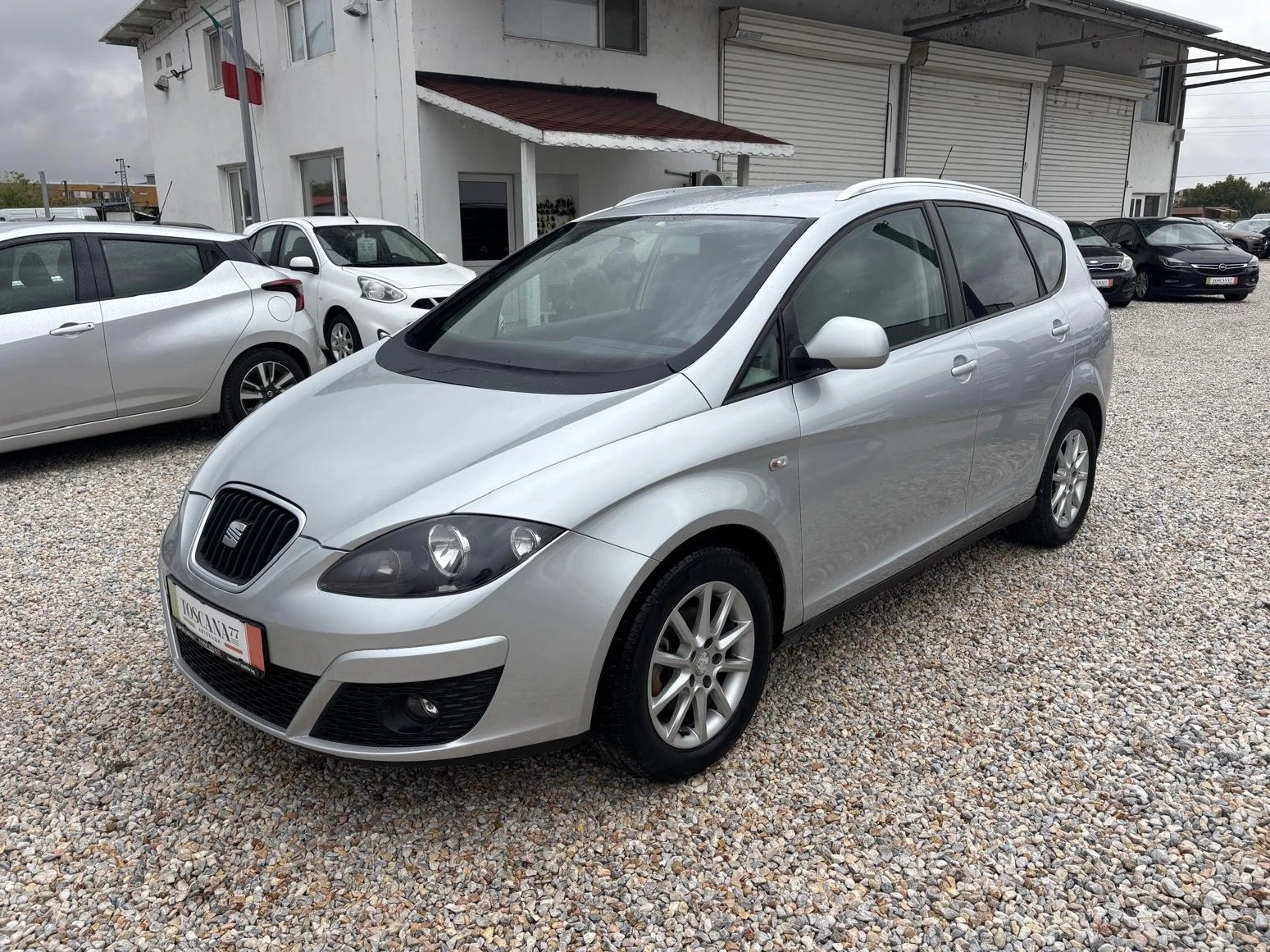 Seat Altea XL* 1.6tdi* 105к.с., снимка 2 - Автомобили и джипове - 56734367