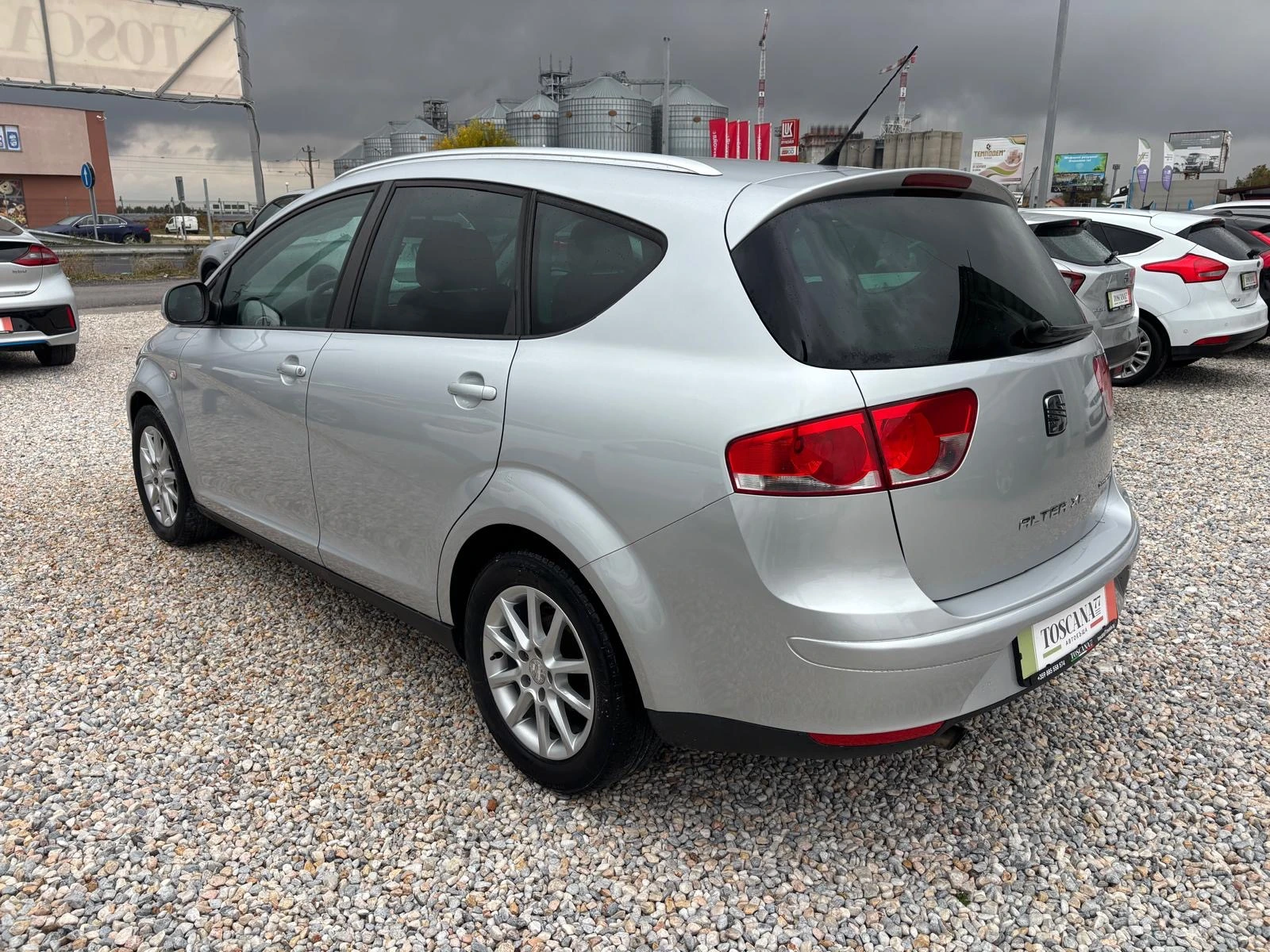 Seat Altea XL* 1.6tdi* 105к.с., снимка 3 - Автомобили и джипове - 56734367