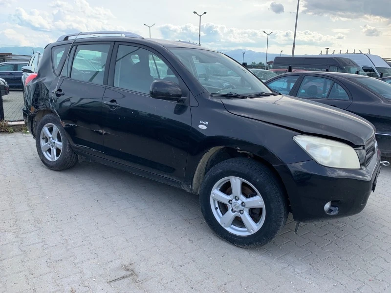 Toyota Rav4 2.2D4D-136кс, снимка 9 - Автомобили и джипове - 16569801