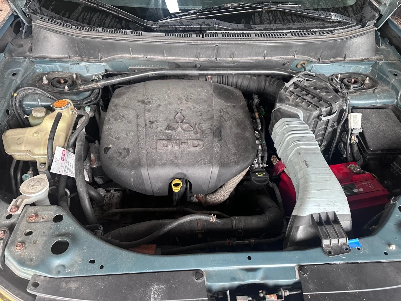 Mitsubishi Outlander 2.2 156к.с., снимка 12 - Автомобили и джипове - 50379823