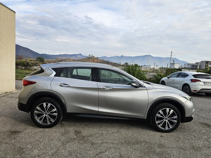 Infiniti QX30 2.2 AWD PREMIUM TECH, снимка 8 - Автомобили и джипове - 52288825