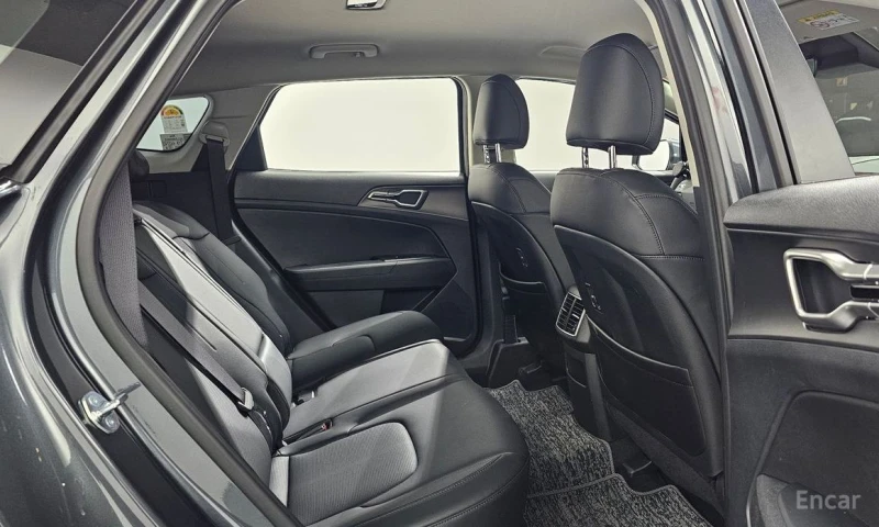 Kia Sportage, снимка 12 - Автомобили и джипове - 53362390