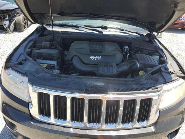 Jeep Grand cherokee LAREDO, снимка 12 - Автомобили и джипове - 47408594