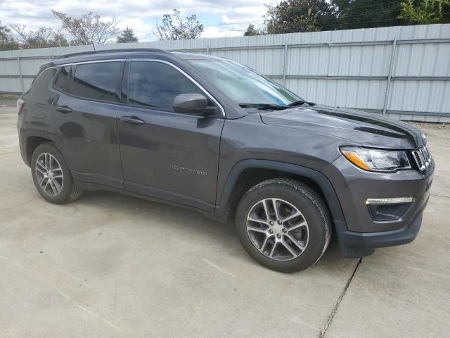 Jeep Compass 2.4L 4 Front-wheel Drive, снимка 9 - Автомобили и джипове - 53650276