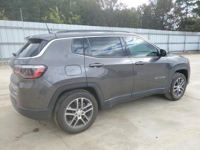 Jeep Compass 2.4L 4 Front-wheel Drive, снимка 8 - Автомобили и джипове - 53650276