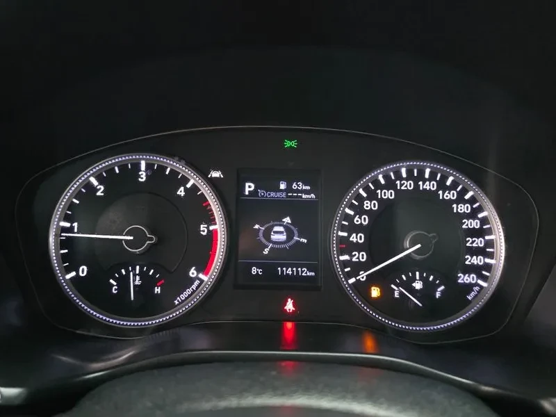 Hyundai Santa fe 2.0, снимка 8 - Автомобили и джипове - 54255489