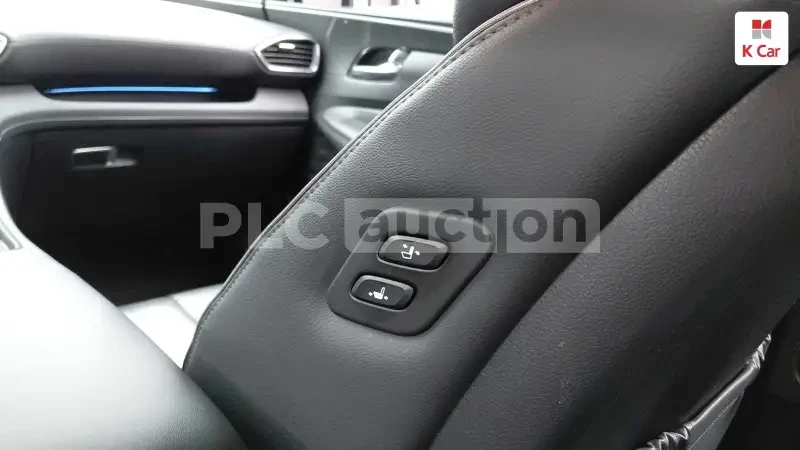 Hyundai Santa fe 2.2 CRDI| ОБДУХ| КАМЕРА| DISTRONIC| ВКЛ.ТЕХНОТЕСТ, снимка 9 - Автомобили и джипове - 54682550
