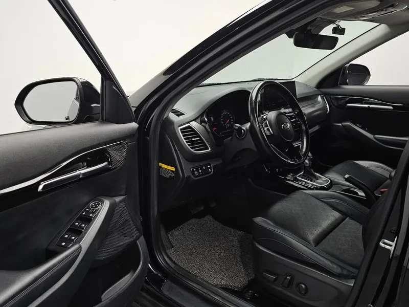 Kia Seltos 1.6 2Wd Noblesse, снимка 10 - Автомобили и джипове - 55560051