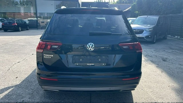 VW Tiguan Allspace 2.0 TDI Comfortline Navi LED Start/Stop 7 seat, снимка 9 - Автомобили и джипове - 56159776