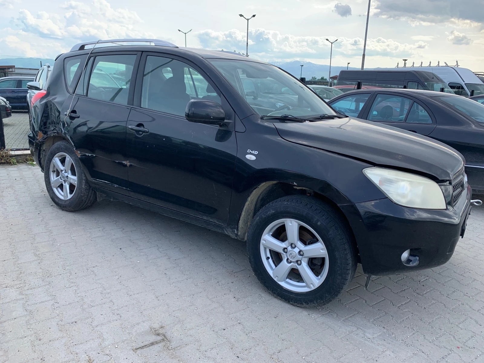 Toyota Rav4 2.2D4D-136кс - изображение 9